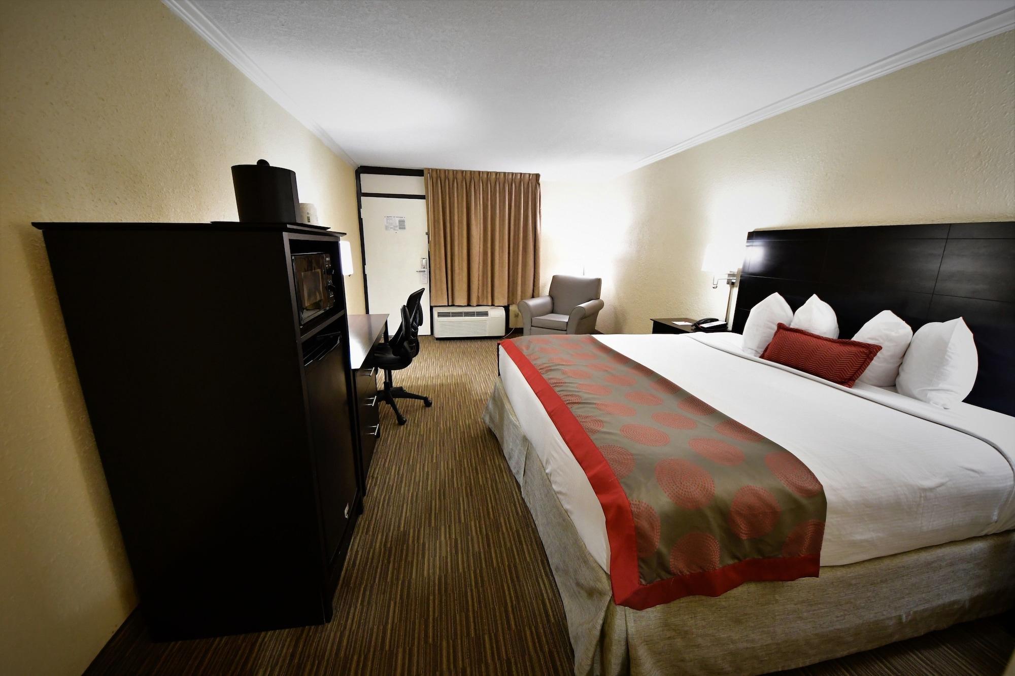 Ramada By Wyndham Jacksonville Hotel & Conference Center Exterior foto