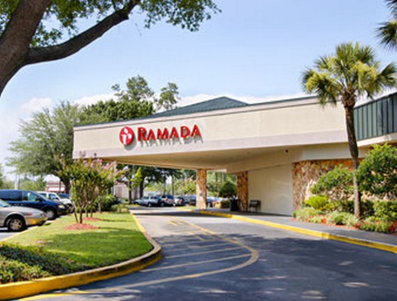 Ramada By Wyndham Jacksonville Hotel & Conference Center Exterior foto